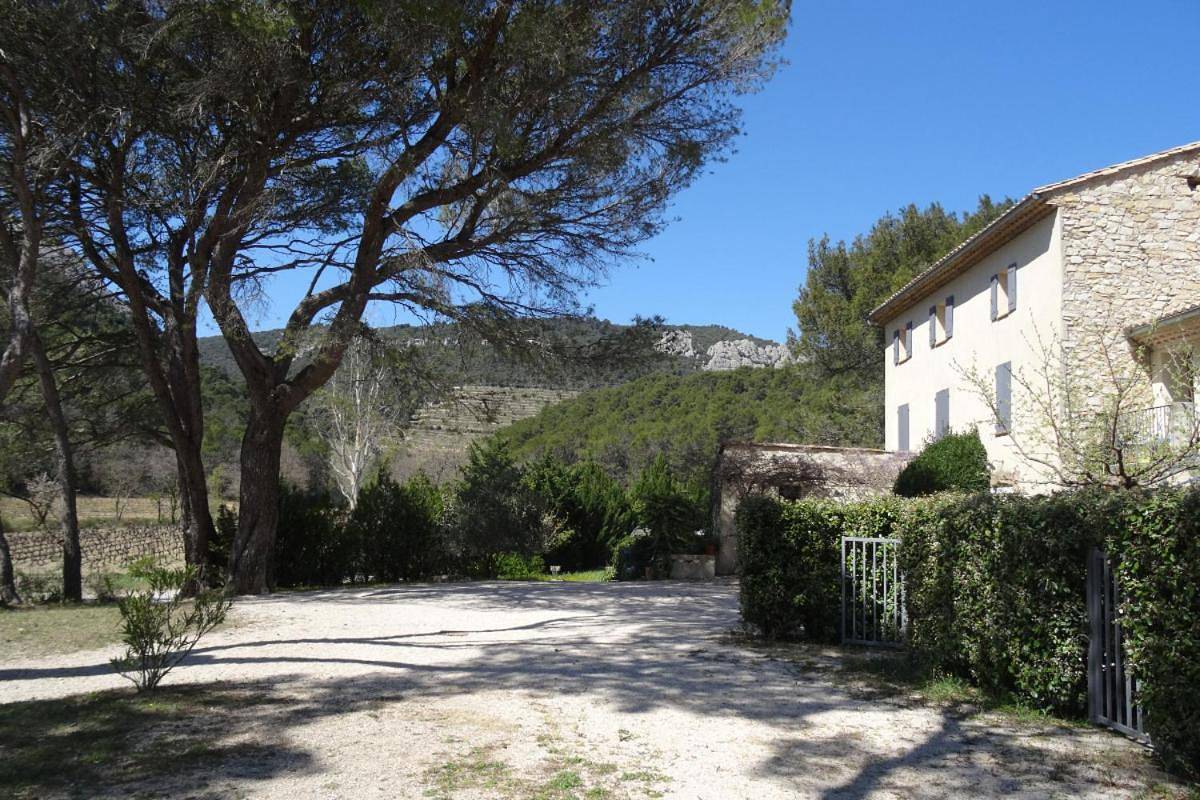 Seven-Bedroom House in Lafare, Vaucluse