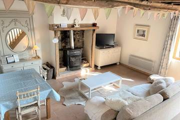 Gîte pour 2 personnes, avec jardin et terrasse dans la Manche