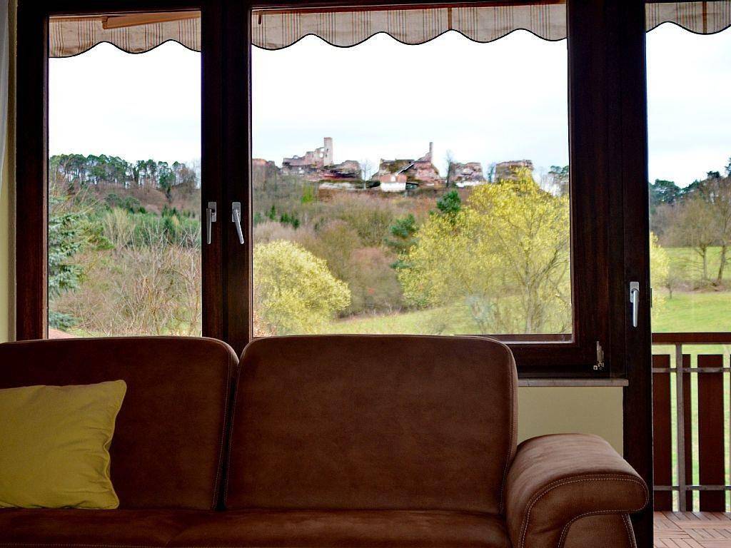 Ganze Ferienwohnung, Appartement/Fewo, Dusche, Wc, 3 Schlafräume in Dahn, Pfalz