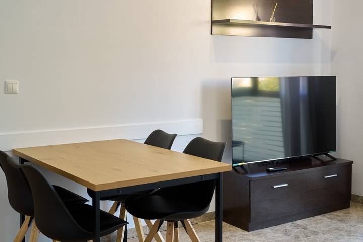 Entire apartment, Apartment 'Las 4 Llaves De Córdoba 1' with Wi-Fi and Air Conditioning in Distrito Sur (Córdoba), Cordoba