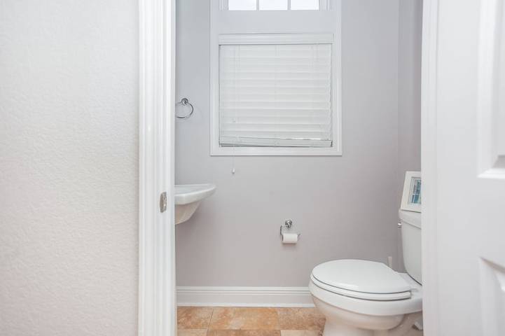 Vacation rental for 6 people, with hot tub and pool as well as yard in Pensacola