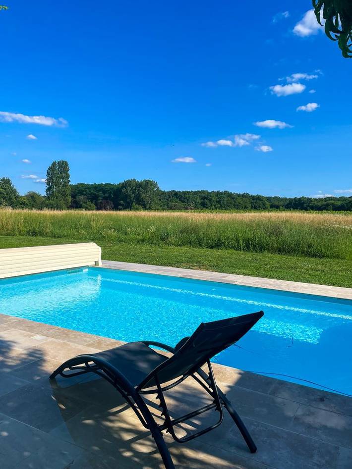 Gîte pour 6 personnes, avec terrasse ainsi que jardin et piscine, animaux acceptés en Gironde - 3