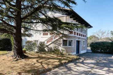 Maison De Vacances pour 12 Personnes dans Arcachon, Bassin d'Arcachon, Photo 1