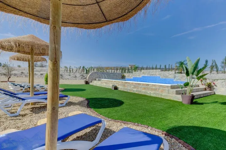 Ferienwohnung für 2 Personen, mit Garten und Ausblick sowie Pool - 1