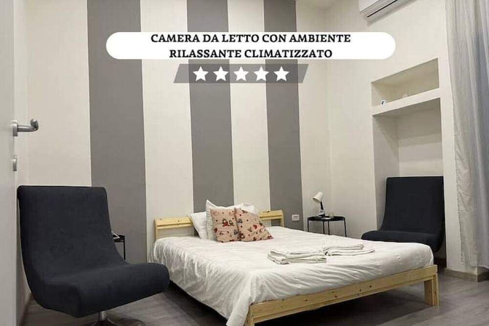 Love & Sea between Naples and Caserta. in Castel Volturno, Provincie Caserta