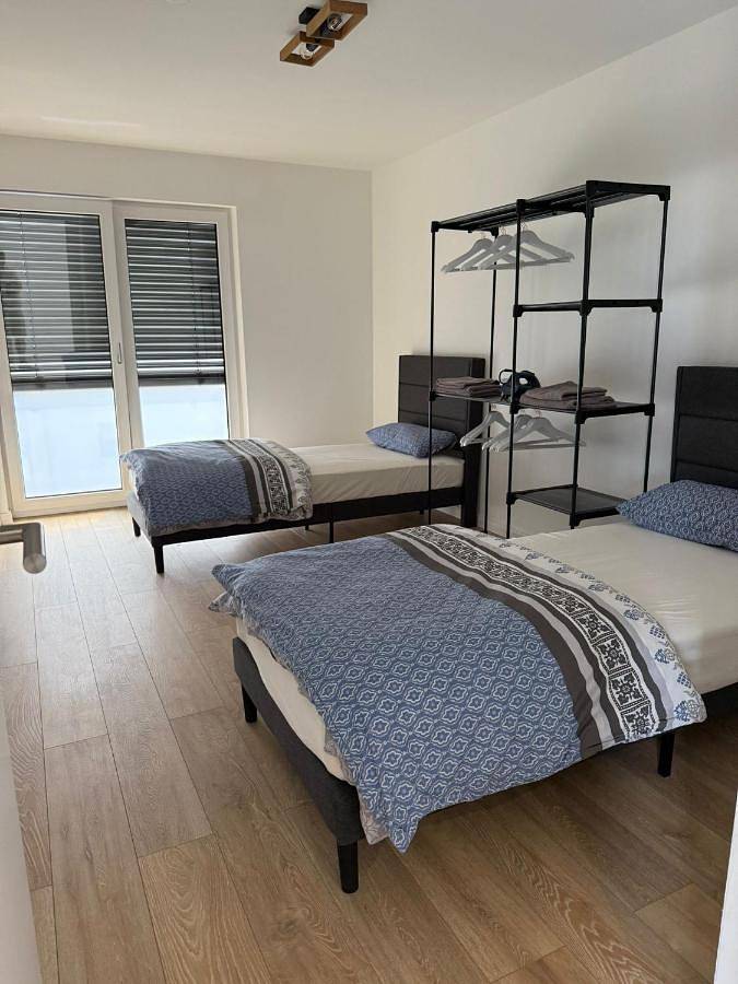 Ganze Wohnung, Luxus Appartement- Waldheim in Offenbach, Südhessen
