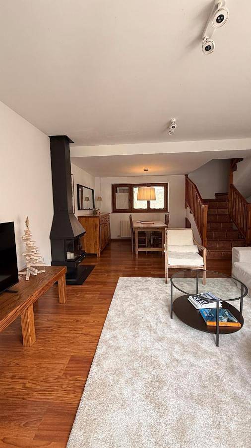 Gîte pour 8 personnes, avec vue et balcon à Bossòst - 3