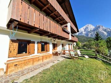 Gîte pour 8 personnes, avec jardin et vue à San Vito di Cadore