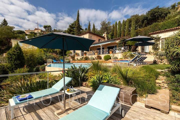 Villa pour 8 personnes, avec piscine et balcon/terrasse à Mandelieu-la-Napoule - 3