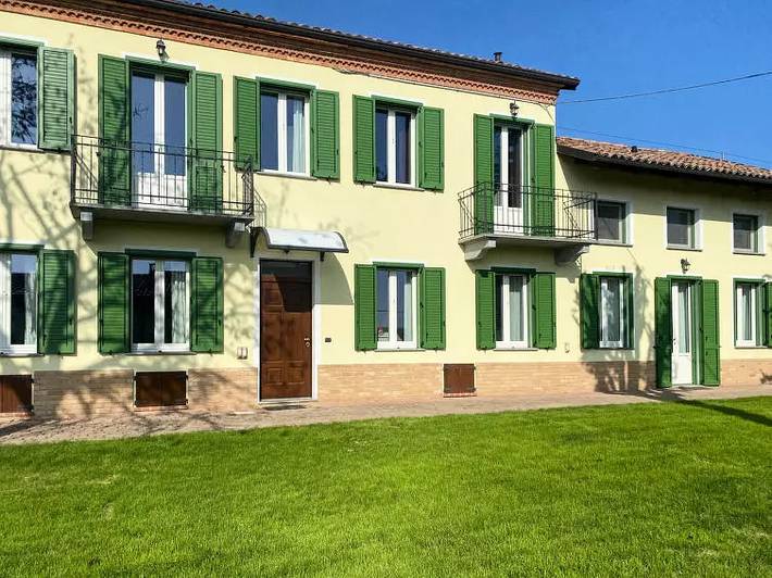 Villa con piscina per 6 persone, con piscina e giardino in Piemonte