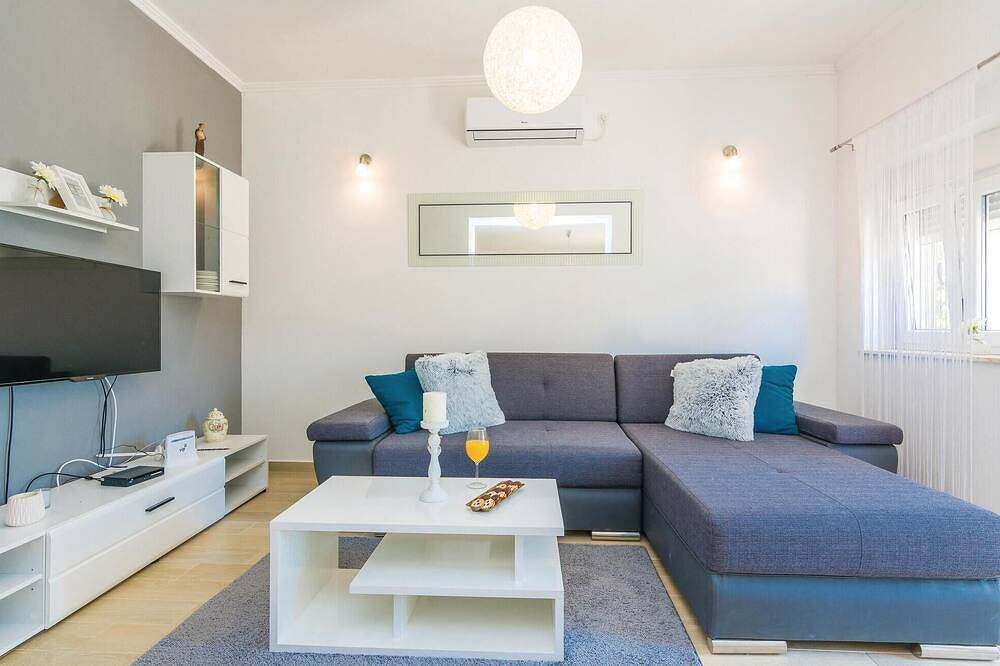 Piękny dom w Nadin z Wifi in Grad Benkovac, Zadar