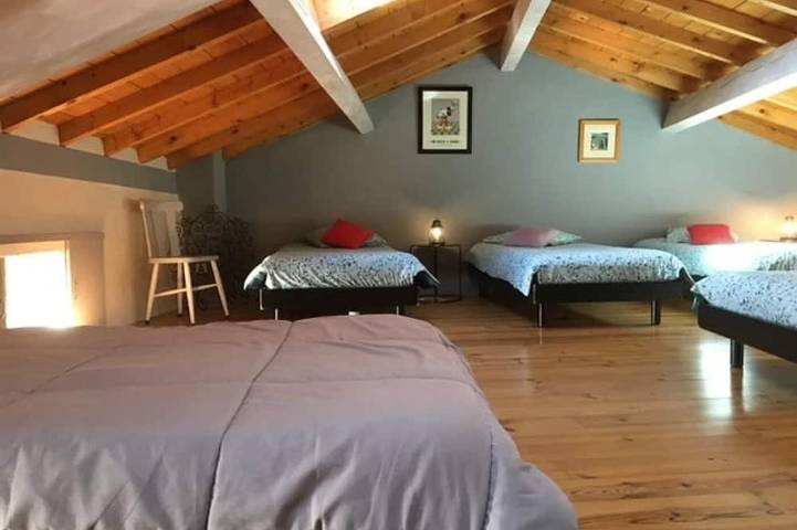 Location de vacances pour 6 personnes, animaux acceptés à Plats - 2