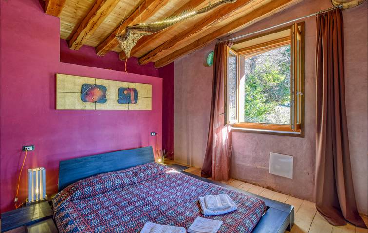 Sellero Apartment: 200qm mit Hochstuhl und Küche in Cedegolo, Regionalpark Adamello