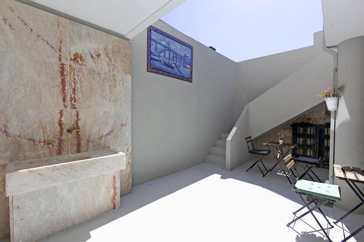 Villa für 12 Personen, mit Balkon
