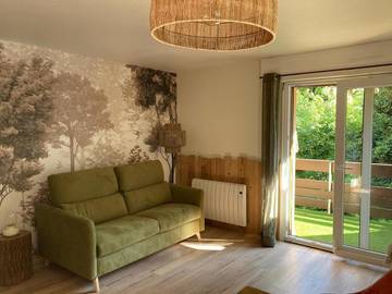 Gîte pour 2 personnes, avec vue ainsi que jardin et piscine à Bœrsch
