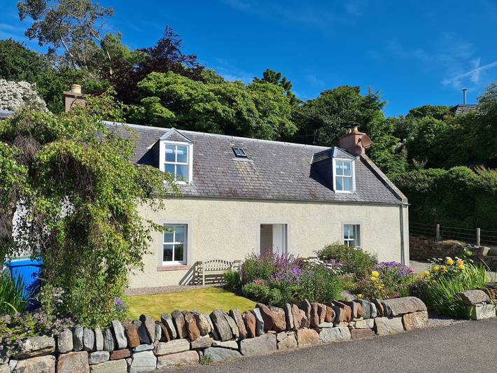 Cottage for 4 people, with garden in Moray Firth