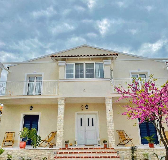 Location de vacances pour 9 personnes, avec jardin dans Ksamil - 4