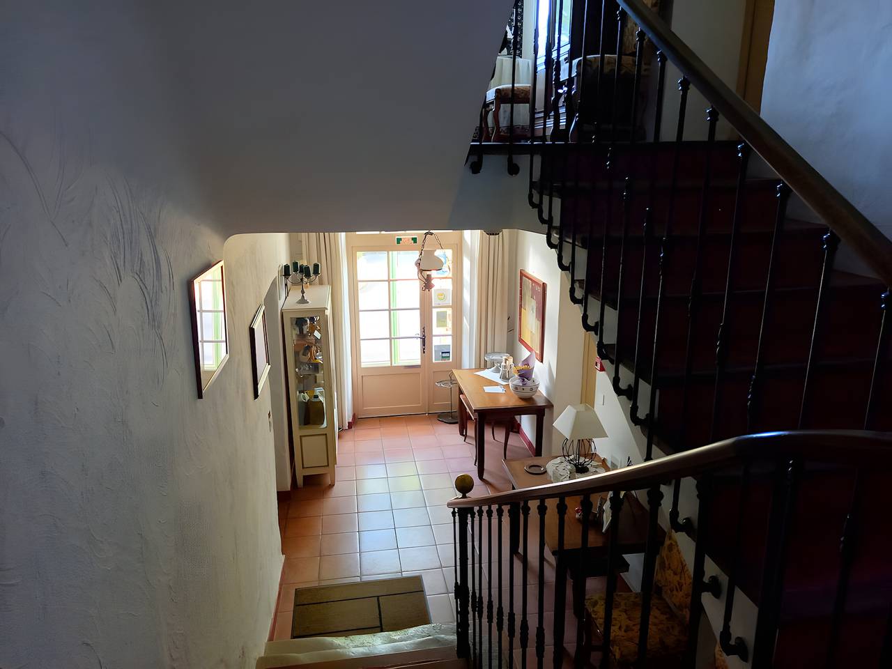 Mas de Bouvau : Chambre 1 Ficus, avec piscine partagée, Wi-Fi et climatisation in Violès, Vaucluse