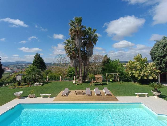 Location de vacances pour 3 personnes, avec jardin ainsi que piscine et vue à Batalha - 3