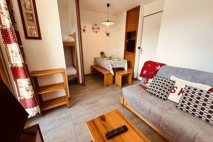 Gîte pour 4 personnes, avec Balcon à Landry