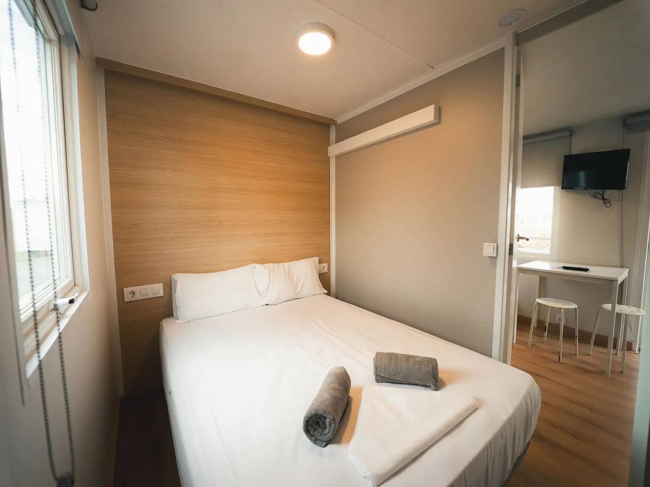 Bungalow en Xilxes con patio para pareja in Playa de Almenara, Chilches