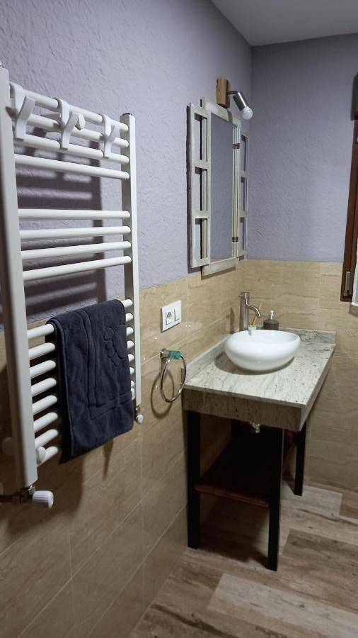 Casa de vacaciones para 16 personas, con Balcón y Terraza además de Piscina y Vistas en Provincia de Cuenca - 2
