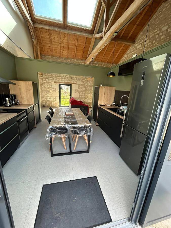 Location de vacances pour 4 personnes, avec terrasse et vue, animaux acceptés à Champigny-sur-Veude - 3