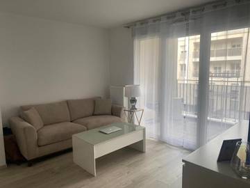 Gîte pour 2 personnes, avec balcon à Montfermeil