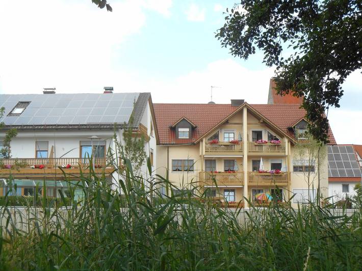 Ferienwohnung für 3 Personen, mit Balkon/Terrasse und Garten in Bad Gögging
