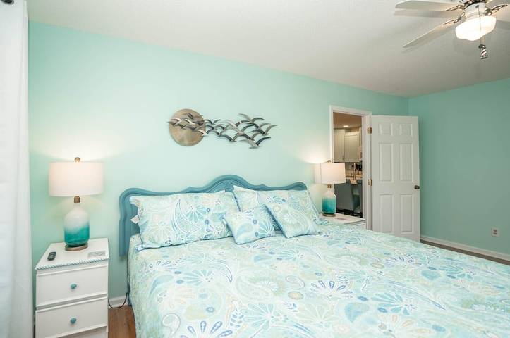 Vacation house for 8 people, with terrace, with pets in Oak Island (NC)