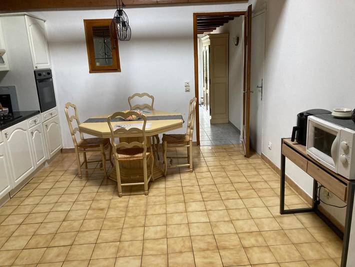 Gîte pour 3 personnes, avec vue et terrasse à Maubec - 4