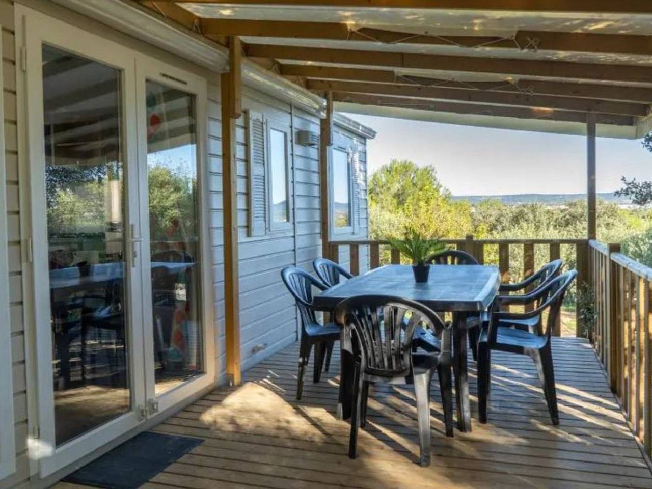 Mobil-home confortable à Calvisson pour 4 personnes in Calvisson, Région de Nîmes