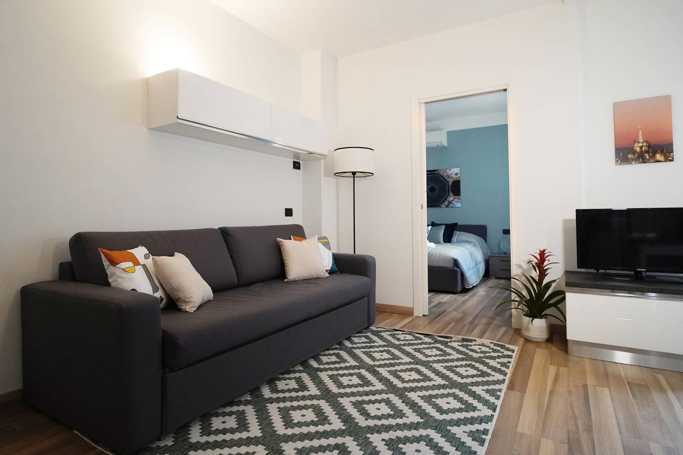 Appartement entier, Candiani F1 bilocale in Milan, Province de Milan
