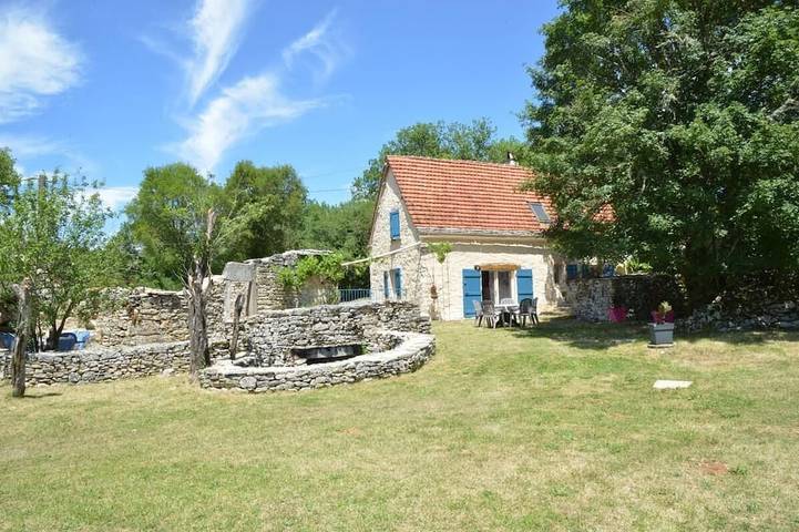 Location de vacances pour 2 personnes, avec Jardin et Piscine dans Gréalou