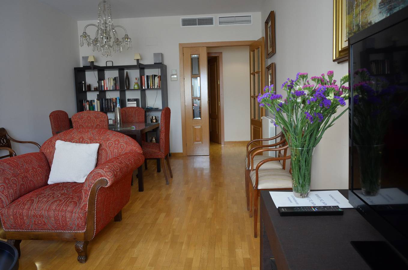 Apartamento inteiro, Apartamento 'Central, Espaçoso com Estacionamento' com Wi-Fi e Ar Condicionado in Beiro, Granada