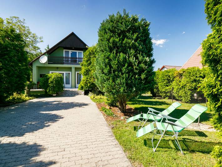 Ferienhaus für 6 Personen, mit Balkon und Garten - 1