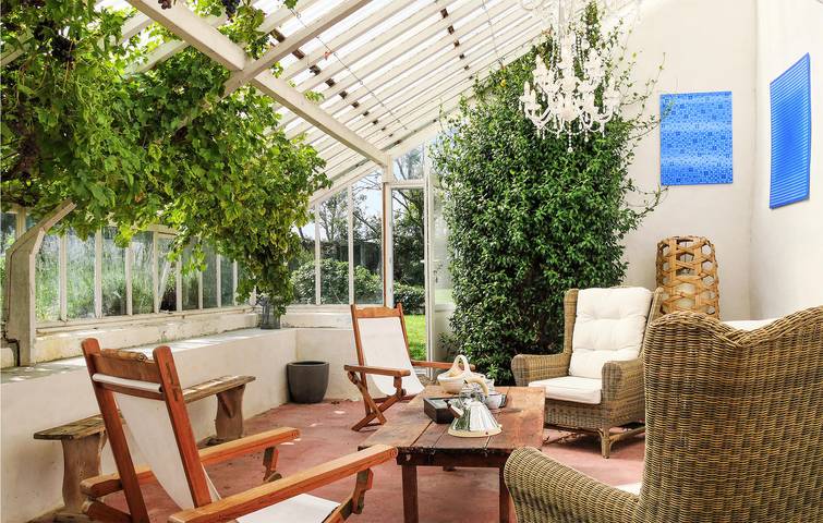 Location de vacances pour 6 personnes, avec terrasse et jardin à Saint-Germain-des-Vaux - 4