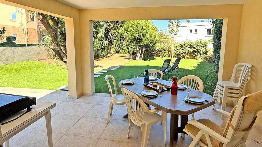 Location de vacances pour 5 personnes, avec jardin dans Plage de la Nartelle - 2
