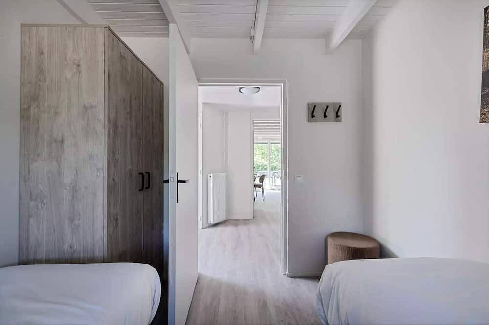 Bungalow de Leeuwerik 6 persons in Friesland