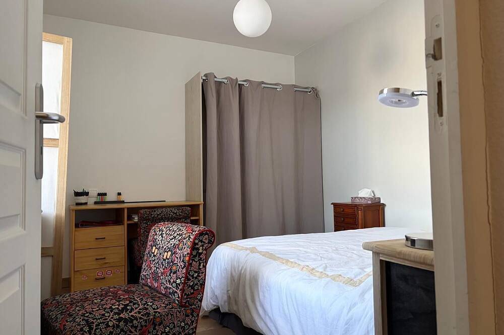 Large 5-bedroom house in the countryside ideal for families with jacuzzi in Seilhac, Tulle und Umgebung