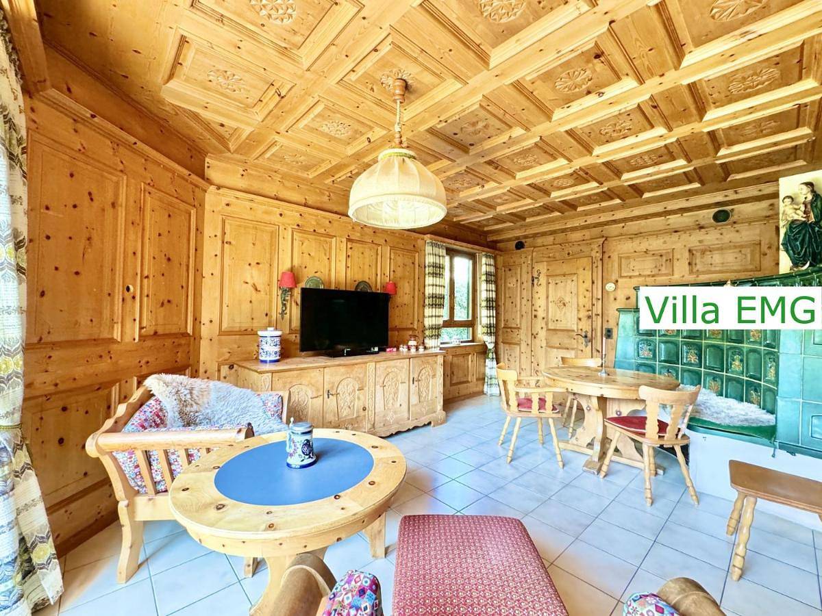 Ganze Wohnung, Luxus Ferienhaus Villa Gernsbach mit Sauna, Garten, Kamin bis 22 Personen in Gernsbach, Nordschwarzwald