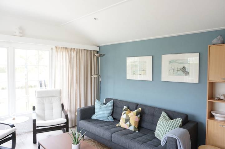 Strandhaus für 4 Personen, mit Balkon/Terrasse und Terrasse in Groede