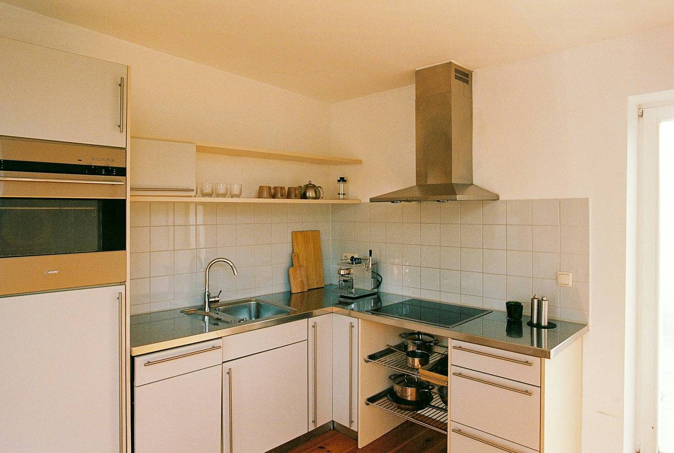 Ganze Wohnung, Bauhaus Atelier mit Havelblick in Werder in Glindower See, Werder