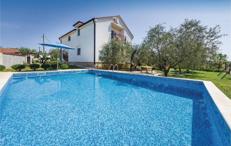 Maison de vacances pour 10 personnes, avec terrasse et piscine, animaux acceptés - 1