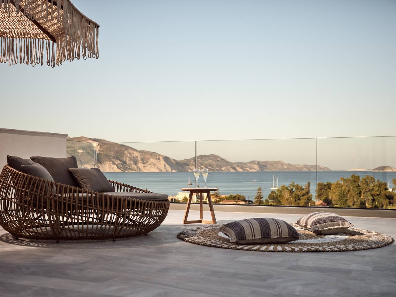 4-Bedroom Private Villa, Sea view & Swimming pool in Lithakia, Laganas