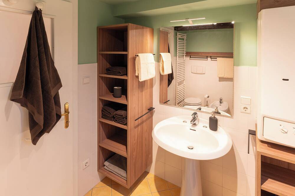 Ganze Wohnung, Idyllisches Apartment am Ritten – Ruhe, Natur & Dolomitenblick. Mobilcard inkl in Oberbozen, Ritten