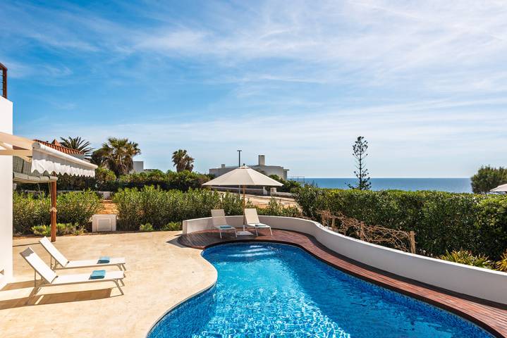 Villa Estrella-Elegancia y vista mar en Canutells in Cala Canutells (Maó), Mahón