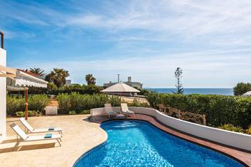 Villa in Maó, Coast of Menorca für 8 