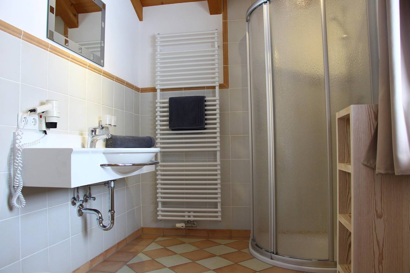 Ganze Ferienwohnung, Apartment/3 Schlafräume/Dusche, Wc in Tuxer Alpen, Hintertux