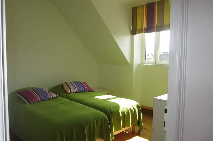 Location de vacances pour 6 personnes, avec jardin et balcon dans Plage Langoz - 2